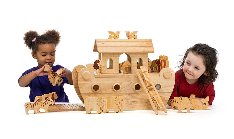 Personalised Wooden deluxe Noahs ark playset with natural wood characters