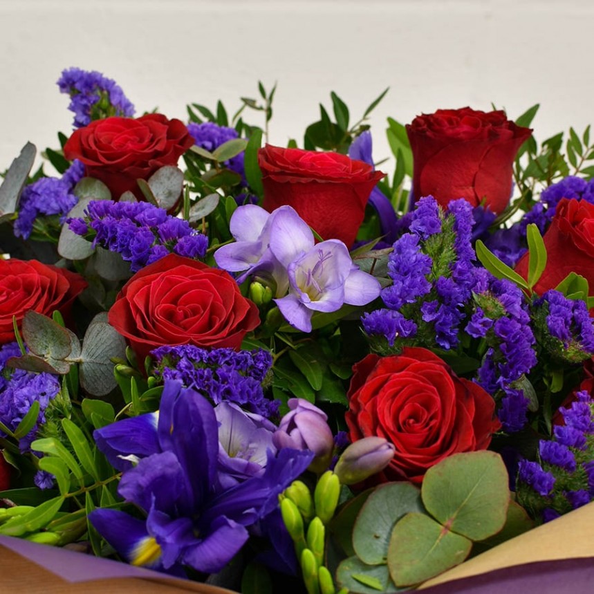 Lovestruck Rose Hand-Tied